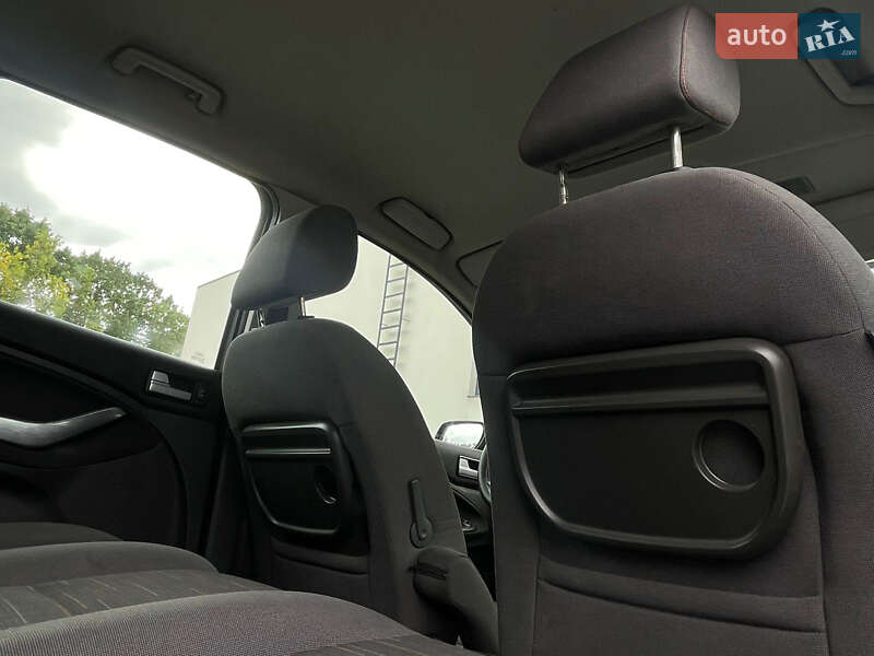 Мінівен Ford Focus C-Max 2007 в Луцьку фото 27 Мінівен Ford Focus C-Max 2007 в Луцьку