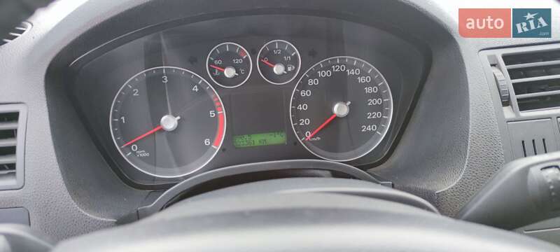 Минивэн Ford Focus C-Max 2005 в Брусилове