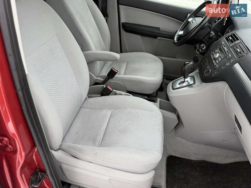 Минивэн Ford Focus C-Max 2006 в Городке фото 40 Минивэн Ford Focus C-Max 2006 в Городке