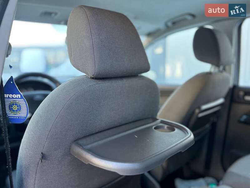 Минивэн Ford Focus C-Max 2006 в Жовкве