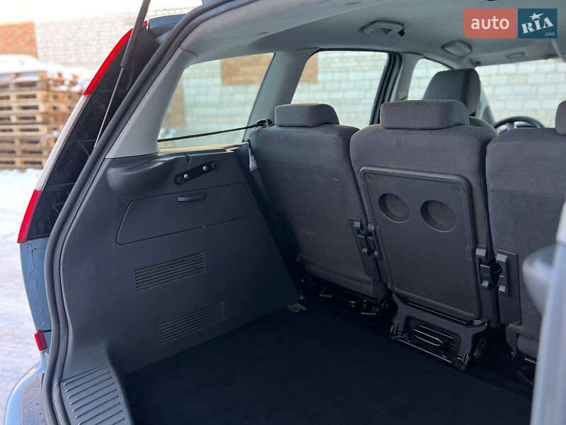 Минивэн Ford Focus C-Max 2006 в Жовкве