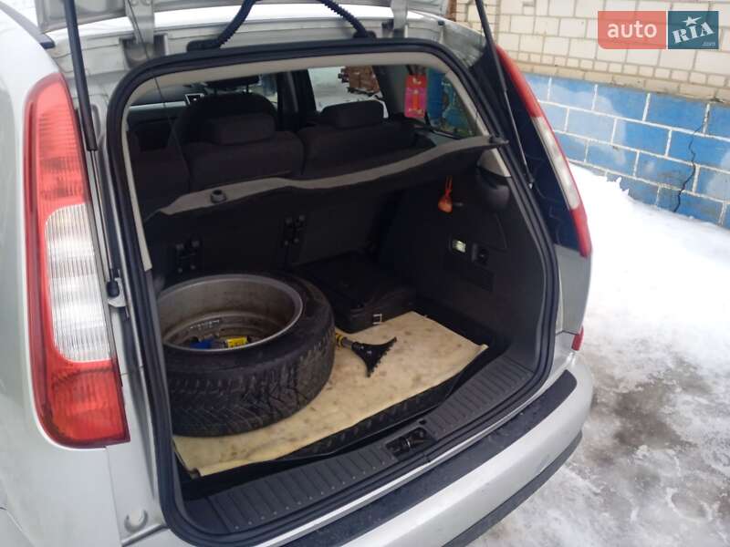 Минивэн Ford Focus C-Max 2007 в Сутисках