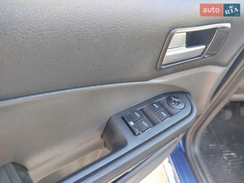 Мінівен Ford Focus C-Max 2006 в Житомирі