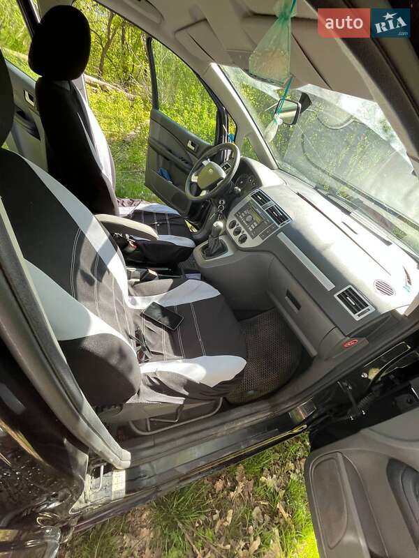 Минивэн Ford Focus C-Max 2006 в Баре фото 12 Минивэн Ford Focus C-Max 2006 в Баре