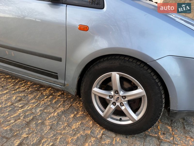 Минивэн Ford Focus C-Max 2005 в Болехове