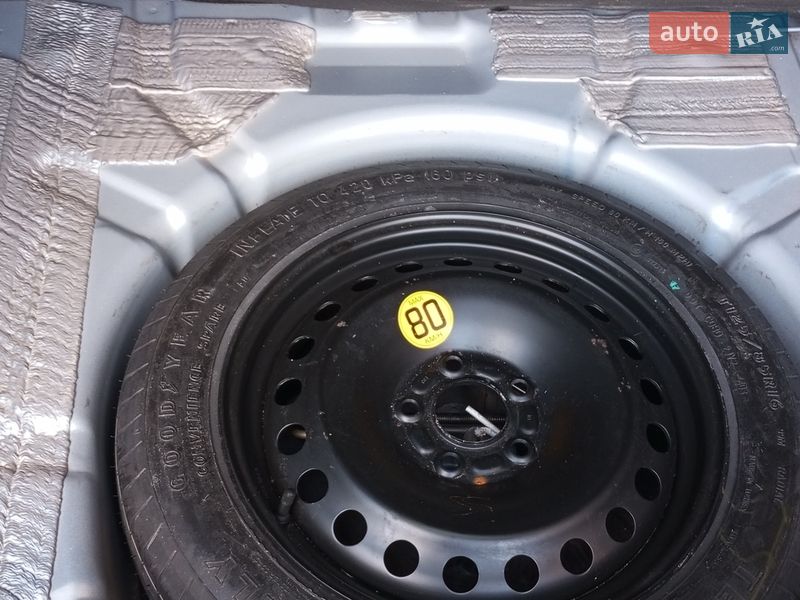 Минивэн Ford Focus C-Max 2003 в Нововолынске
