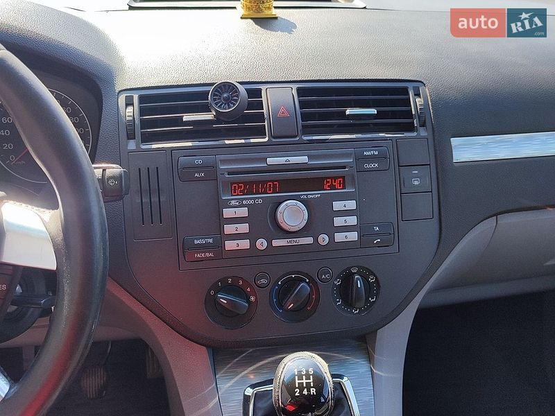 Минивэн Ford Focus C-Max 2007 в Турийске