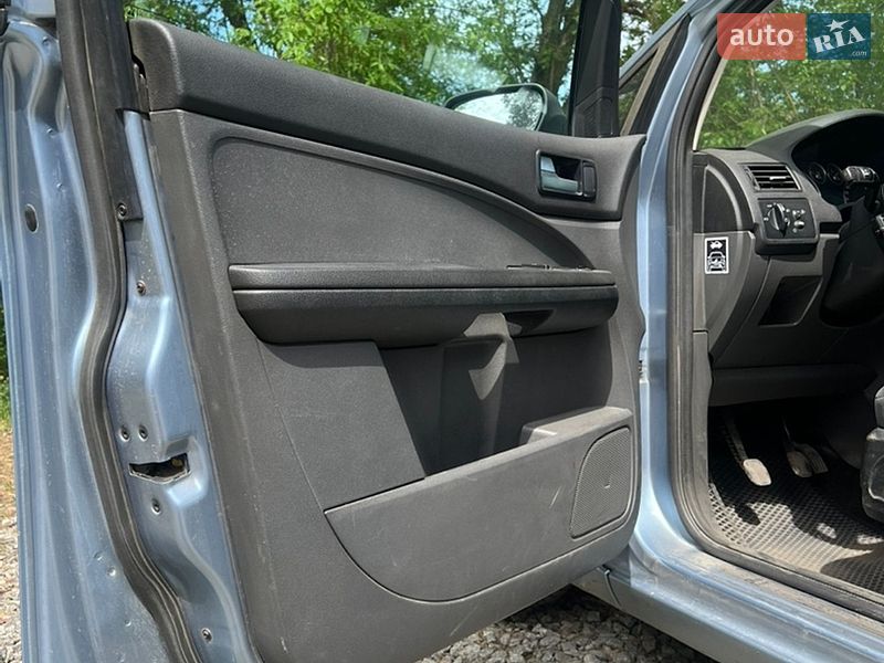 Мінівен Ford Focus C-Max 2003 в Києві