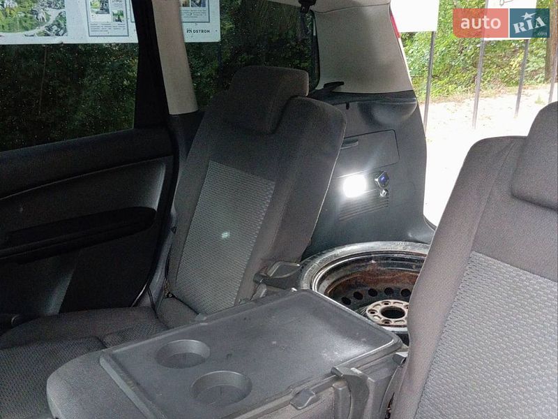 Мінівен Ford Focus C-Max 2005 в Острозі