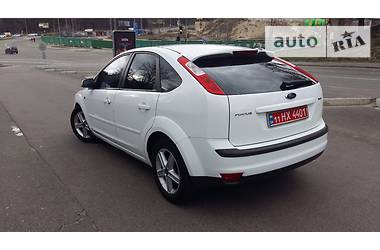 Хэтчбек Ford Focus 2007 в 