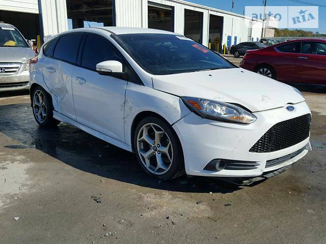 Седан Ford Focus 2014 в Киеве