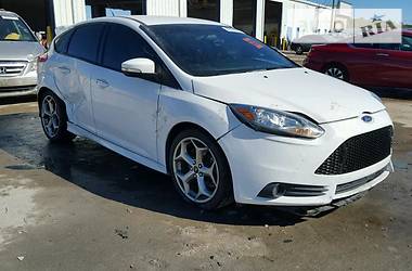 Седан Ford Focus 2014 в Киеве