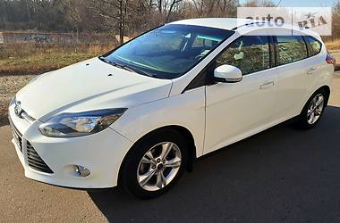 Хетчбек Ford Focus 2012 в Сумах