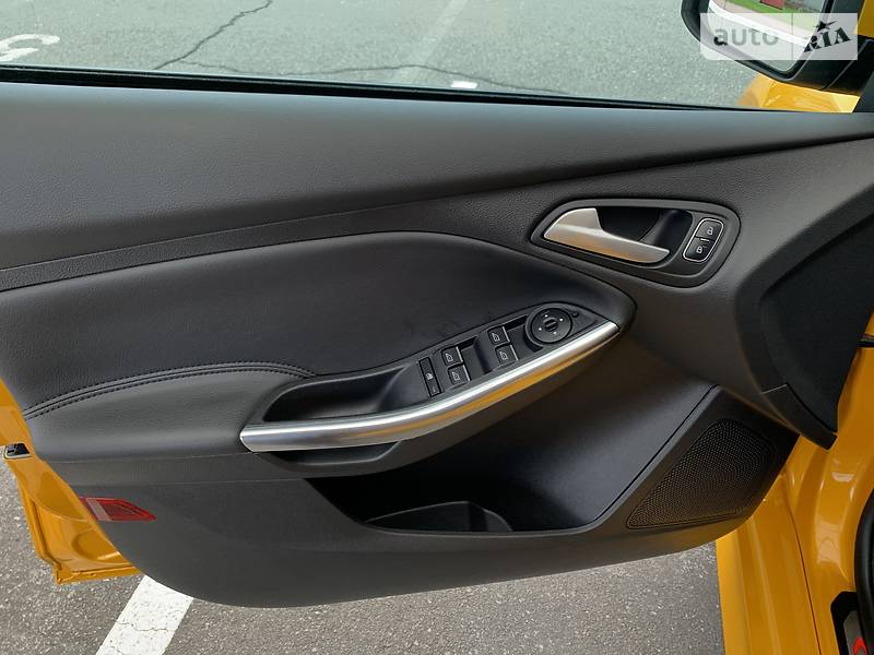 Хетчбек Ford Focus 2017 в Києві