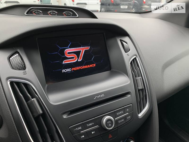 Хетчбек Ford Focus 2017 в Києві