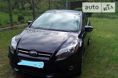 Седан Ford Focus 2014 в 