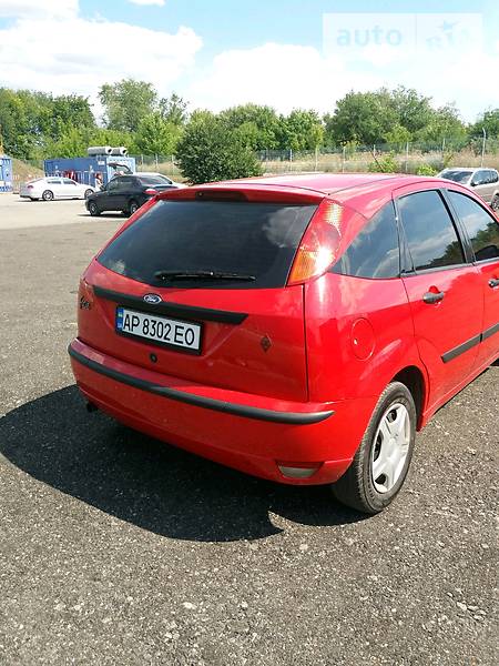 Хэтчбек Ford Focus 2002 в Запорожье