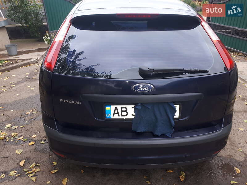 Хэтчбек Ford Focus 2005 в Бершади