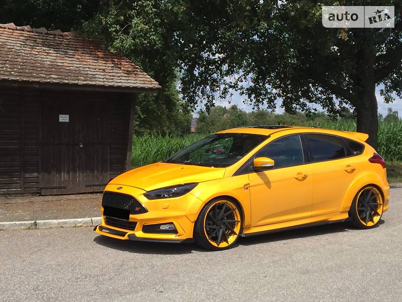 Хетчбек Ford Focus 2012 в Львові