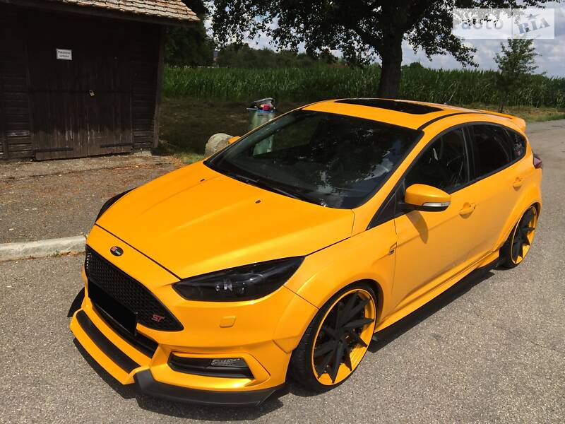 Хетчбек Ford Focus 2012 в Львові