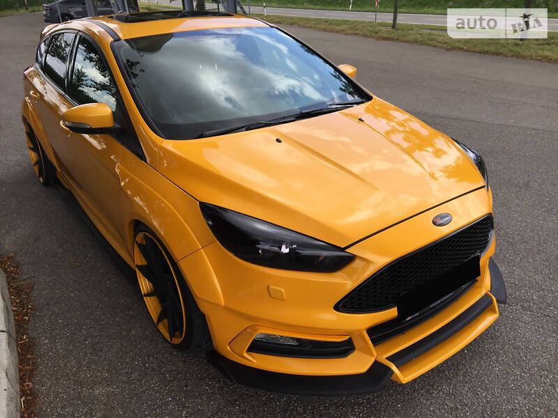 Хетчбек Ford Focus 2012 в Львові