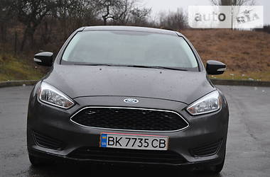 Хэтчбек Ford Focus 2015 в 