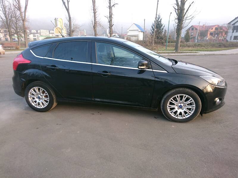 Хэтчбек Ford Focus 2011 в Галиче