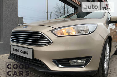 Седан Ford Focus 2017 в 