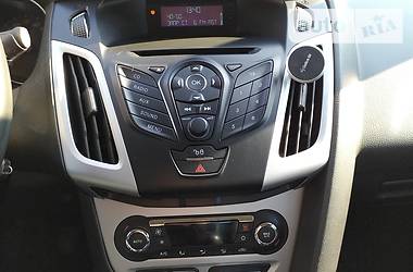 Седан Ford Focus 2011 в 