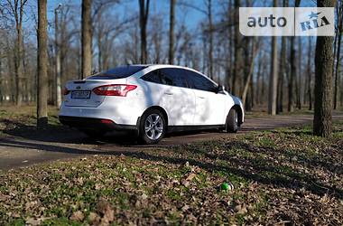 Седан Ford Focus 2011 в 