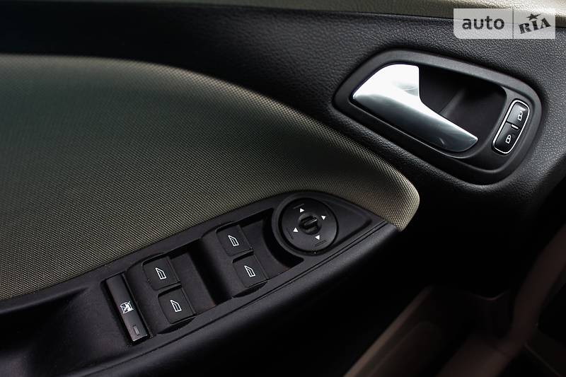 Седан Ford Focus 2015 в Одесі