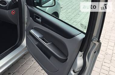 Универсал Ford Focus 2010 в 