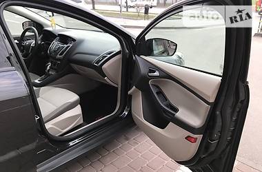 Седан Ford Focus 2013 в 