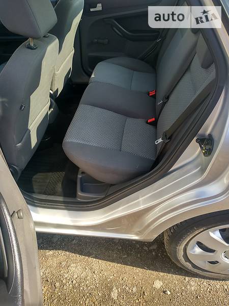 Седан Ford Focus 2005 в Виннице
