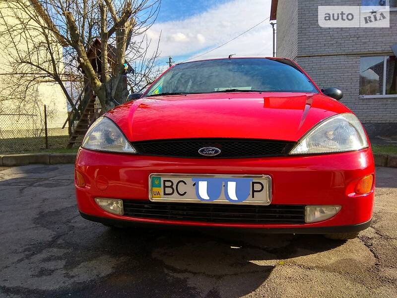 Хетчбек Ford Focus 1998 в Дрогобичі