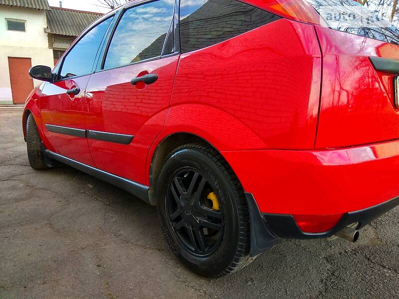 Хетчбек Ford Focus 1998 в Дрогобичі