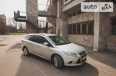Універсал Ford Focus 2011 в 