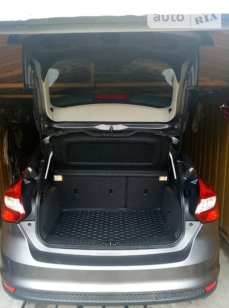 Хэтчбек Ford Focus 2012 в Одессе