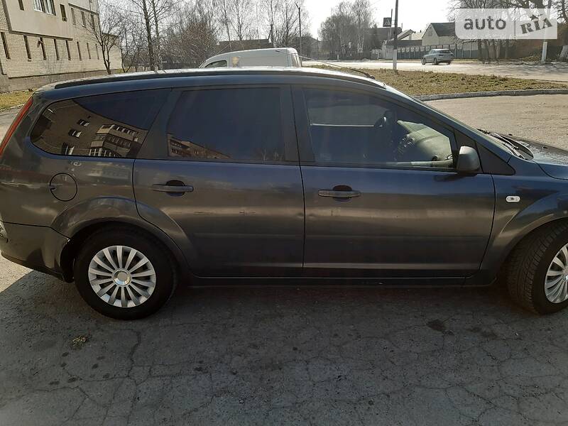 Універсал Ford Focus 2006 в Звягелі