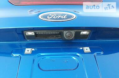 Седан Ford Focus 2018 в 