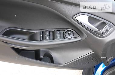 Седан Ford Focus 2018 в 