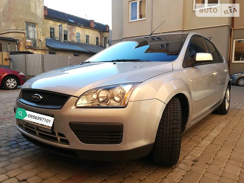 Хэтчбек Ford Focus 2007 в Мукачево