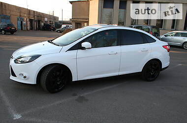 Седан Ford Focus 2011 в 