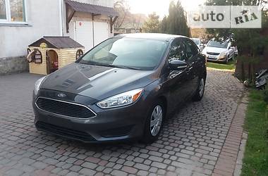Седан Ford Focus 2015 в 