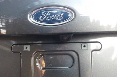 Седан Ford Focus 2015 в 