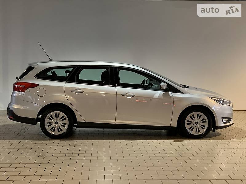 Универсал Ford Focus 2016 в Киеве