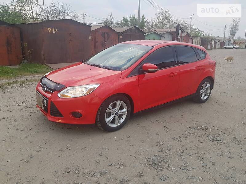 Хетчбек Ford Focus 2014 в 