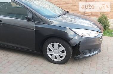 Седан Ford Focus 2015 в 