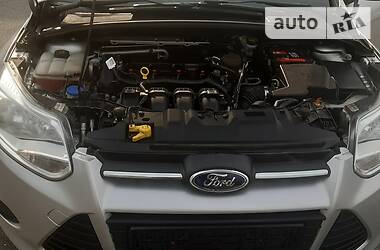 Седан Ford Focus 2014 в 