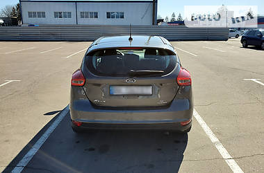 Хетчбек Ford Focus 2016 в 